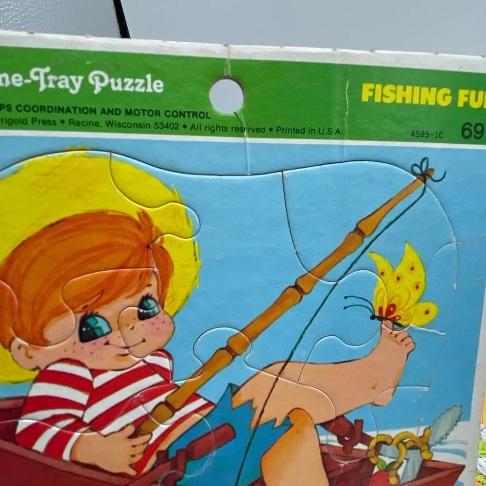Lot of 2 Frame tray puzzles 1973 printed in USA.